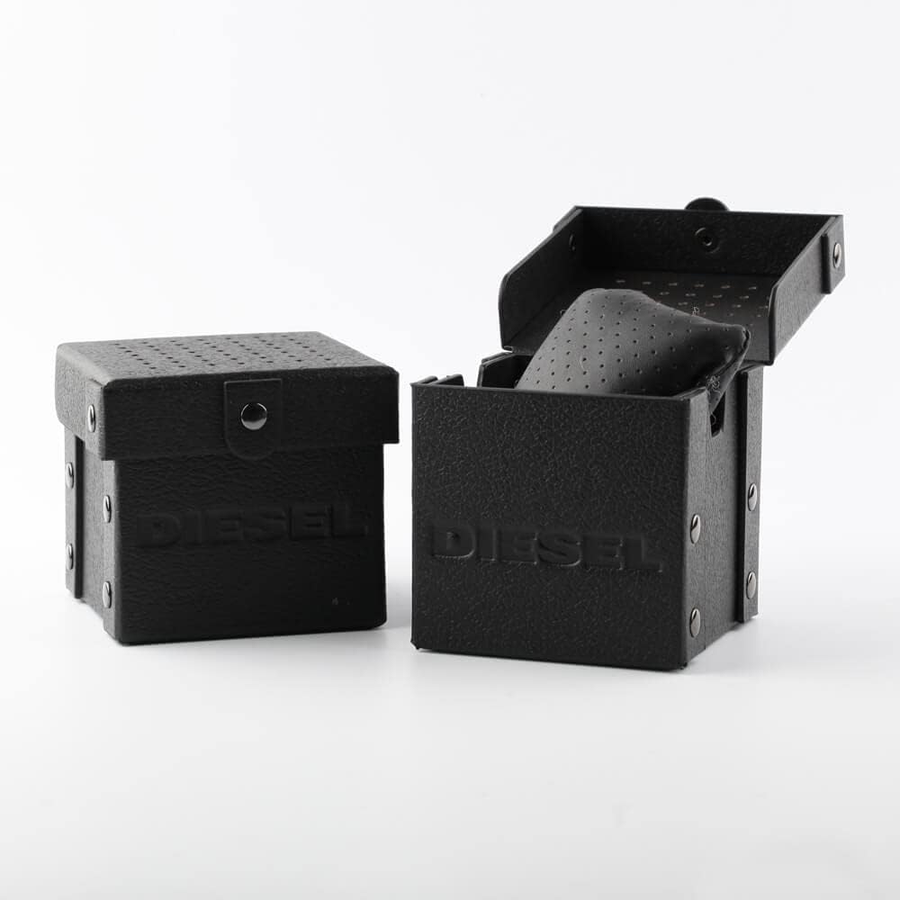 Diesel Reloj Griffed para Hombre, Movimiento cronógrafo de Cuarzo con Correa de Acero Inoxidable