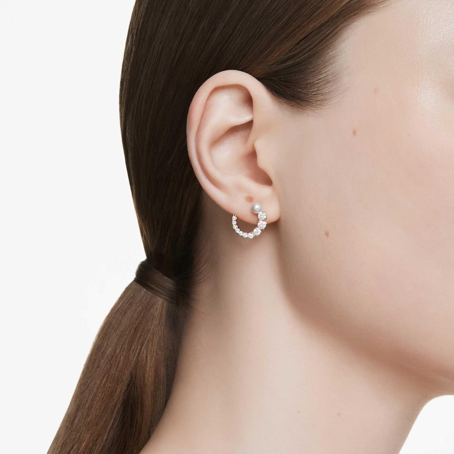 Swarovski Pendientes de aro Matrix, Perla de cristal, Talla redonda, Blancos, Baño tono oro rosa