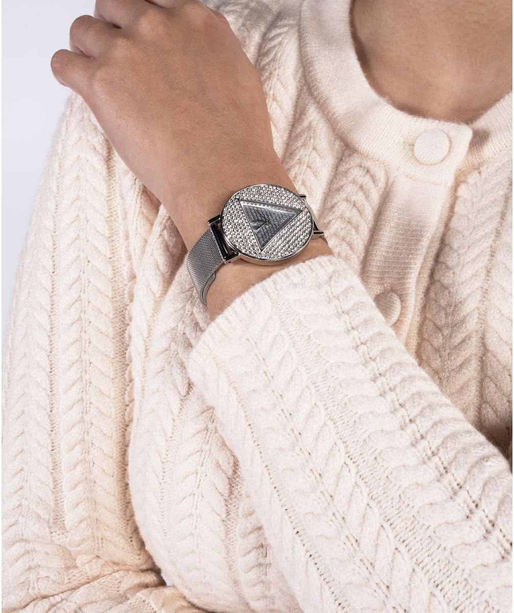 GUESS Reloj analógico con logotipo plateado para mujer de EE. UU