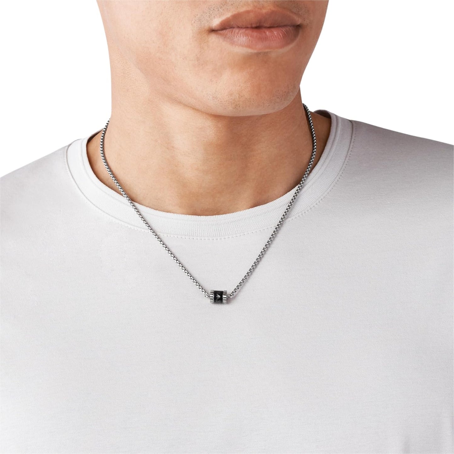 EMPORIO ARMANI Collar colgante para hombre en acero inoxidable con cierre de langosta