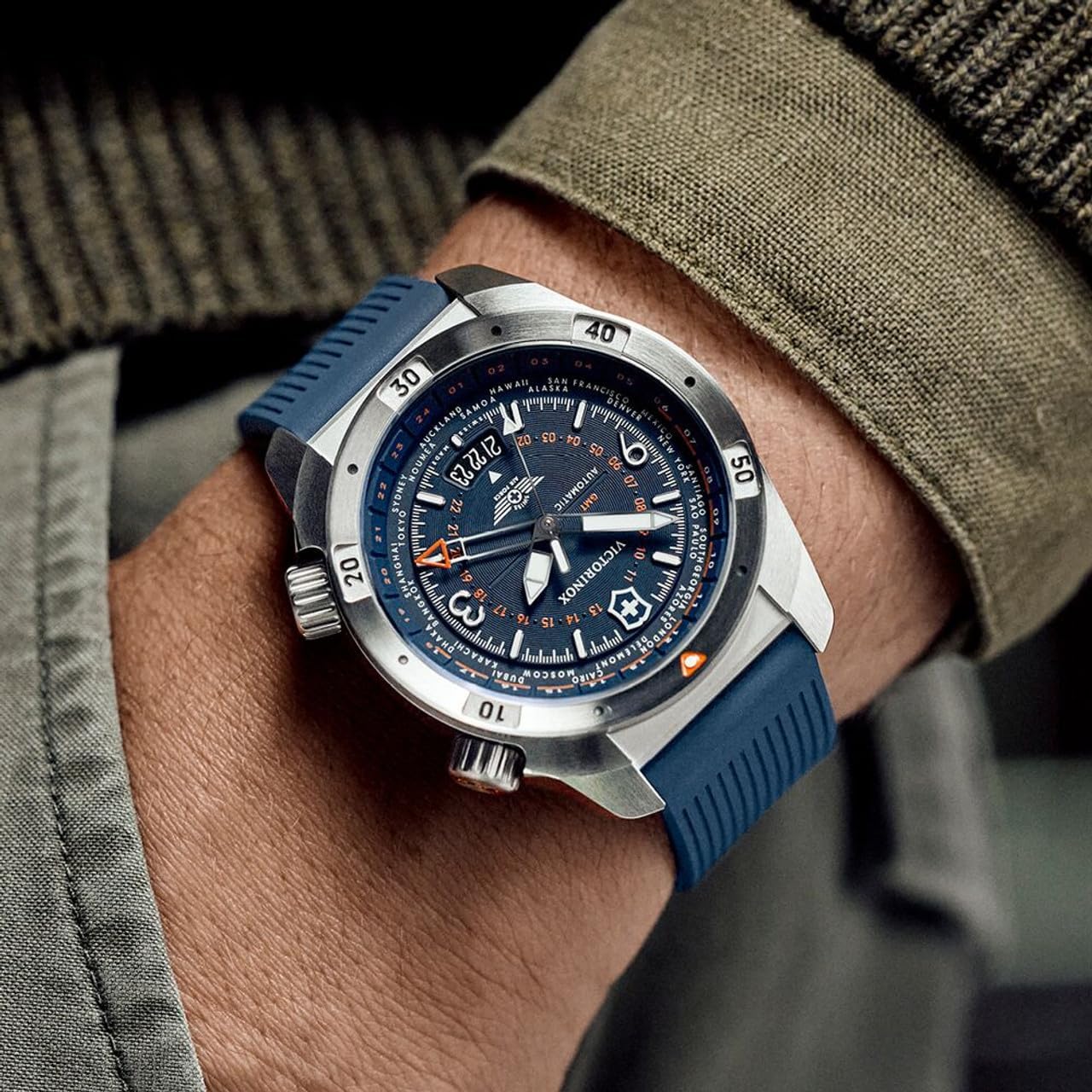 Victorinox Air Pro Automatic Blue DYAL, Blue Rubber 242003
